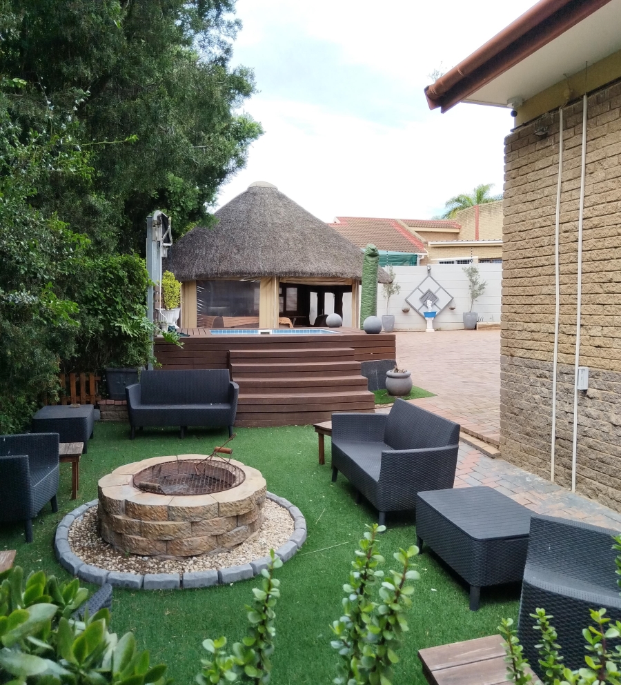 4 Bedroom Property for Sale in Azalea Park Eastern Cape